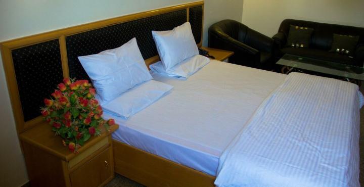 Oyo 539 Hotel Pearl Inn 班加罗尔 外观 照片