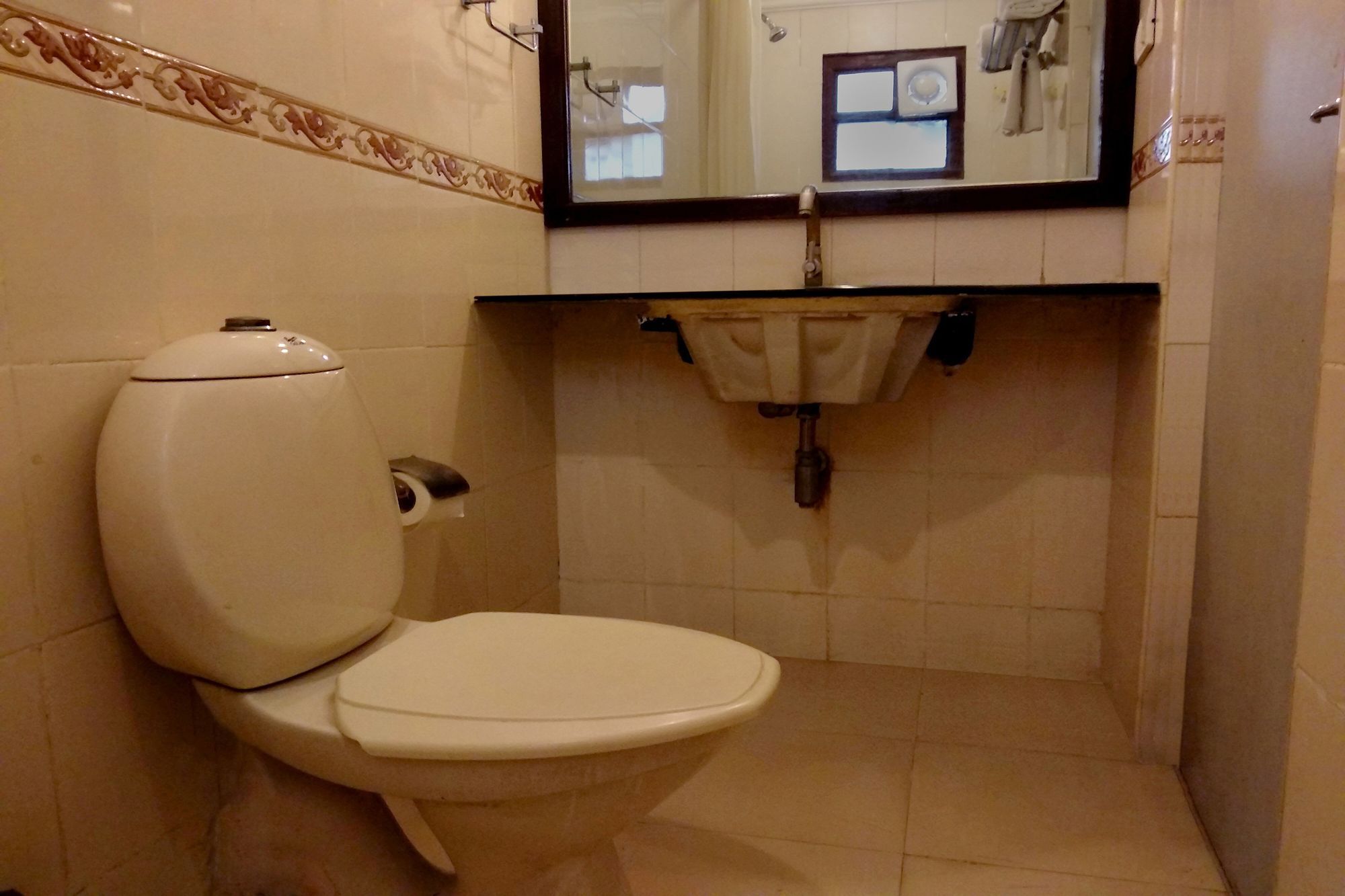 Oyo 539 Hotel Pearl Inn 班加罗尔 外观 照片