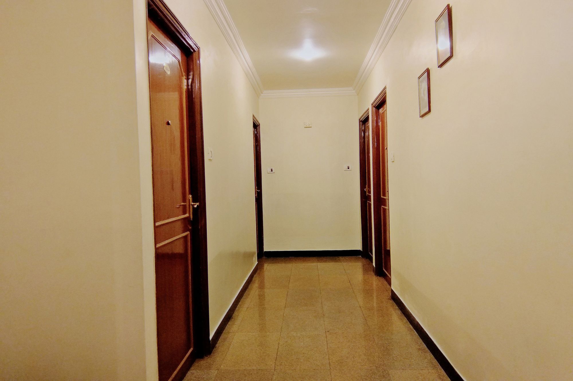 Oyo 539 Hotel Pearl Inn 班加罗尔 外观 照片
