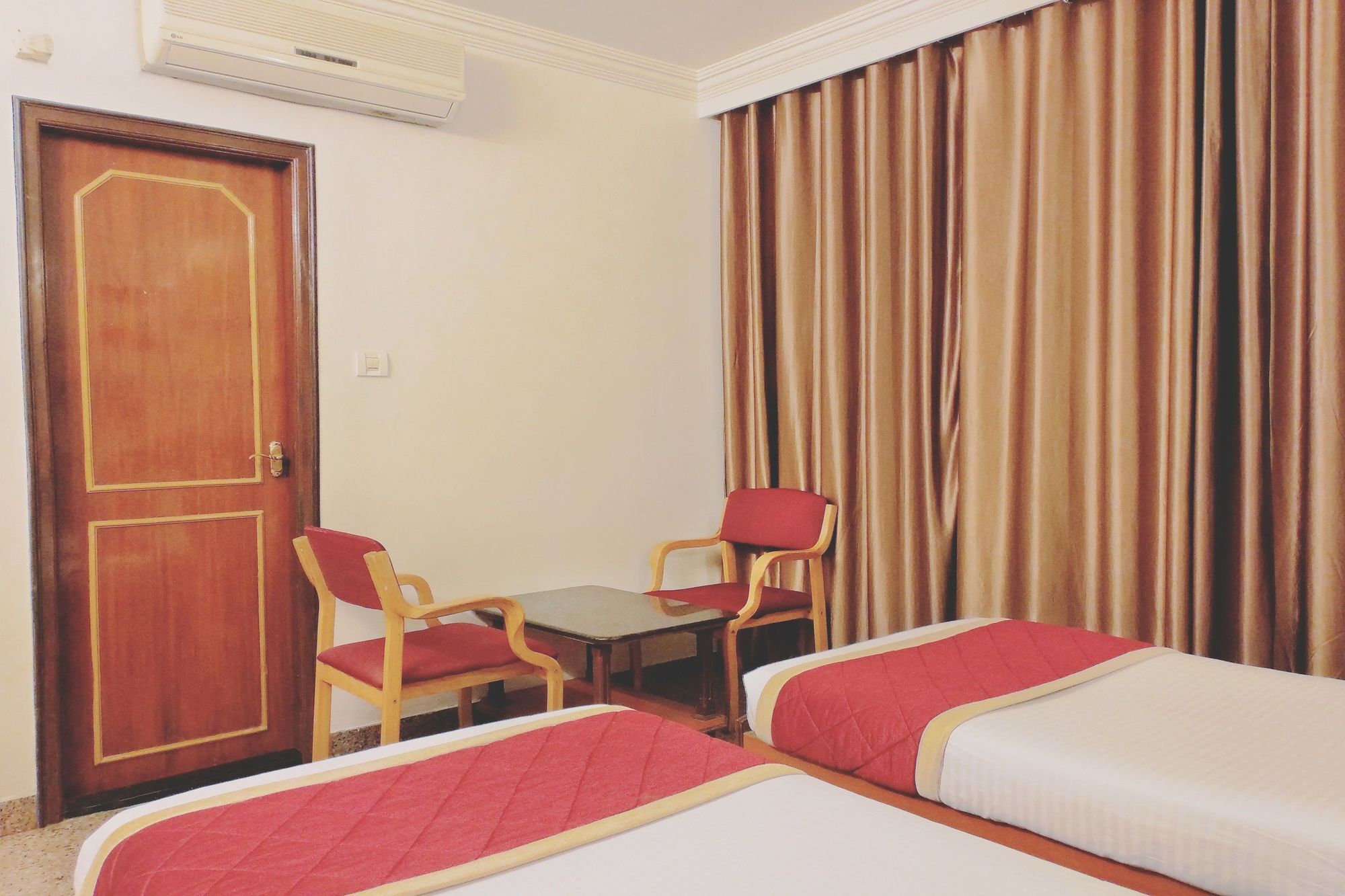 Oyo 539 Hotel Pearl Inn 班加罗尔 外观 照片